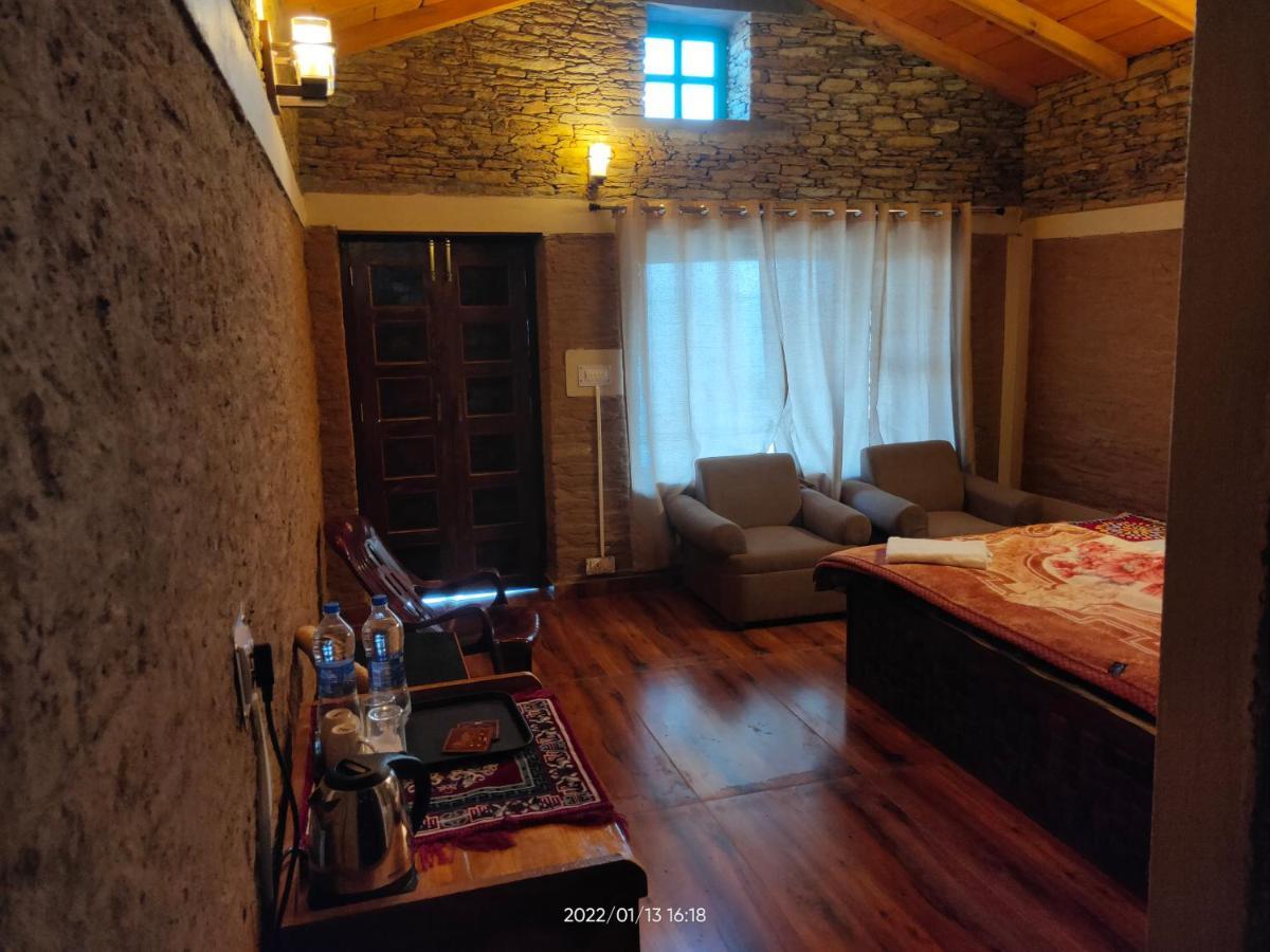 Meraki Huts Pauri Buitenkant foto