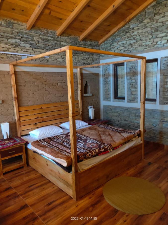 Meraki Huts Pauri Buitenkant foto