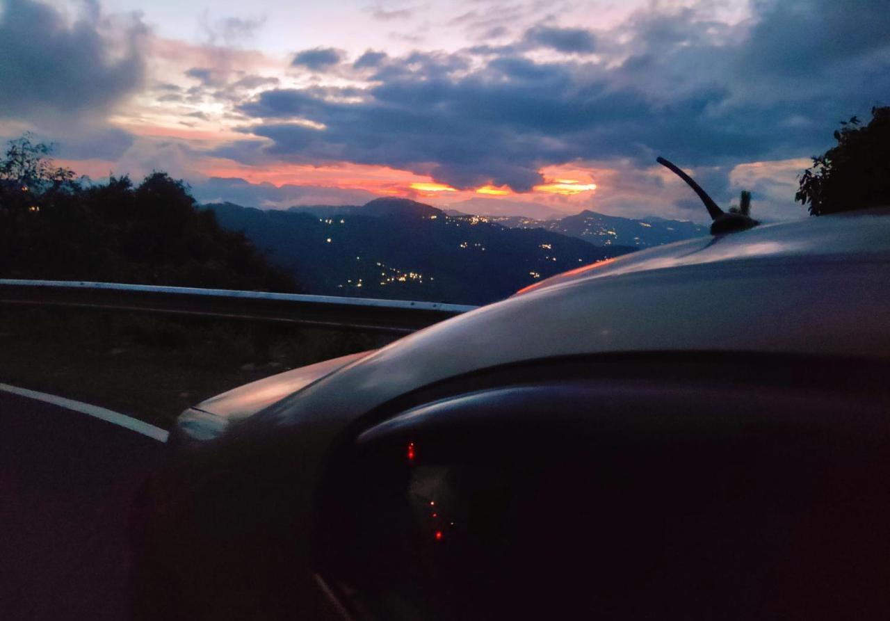 Meraki Huts Pauri Buitenkant foto